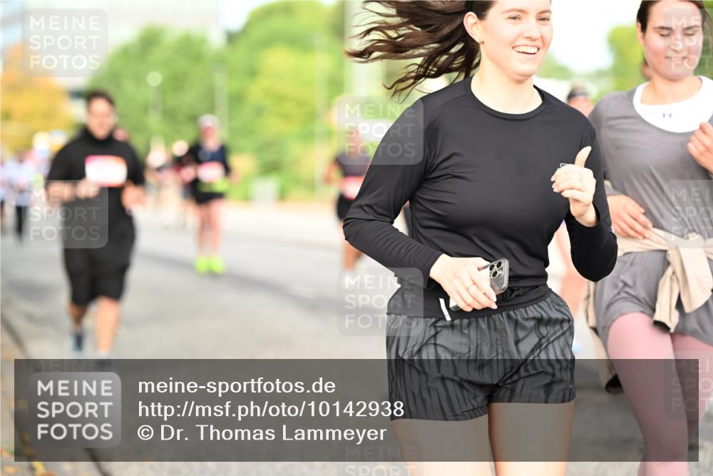 06.09.2026 - CURREX Alsterlauf Dr. Thomas Lammeyer http://msf.ph/oto/10142938 06.09.2026 10:12:59 Laufen  meine-sportfotos.de