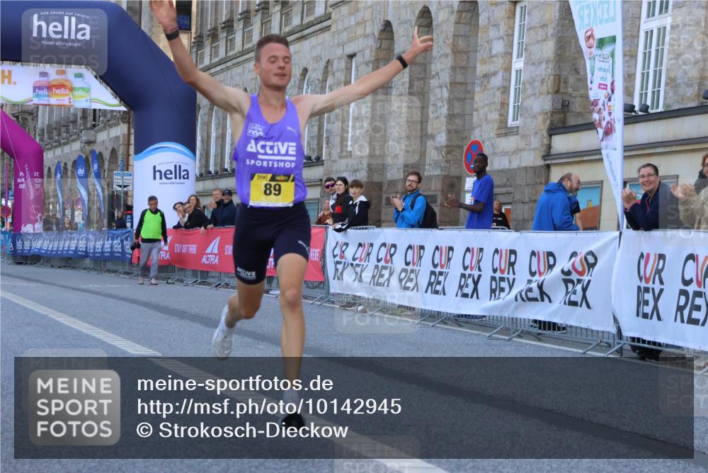 06.09.2026 - CURREX Alsterlauf Strokosch-Dieckow http://msf.ph/oto/10142945 06.09.2026 11:15:28 Ziel 83, 88, 89 meine-sportfotos.de