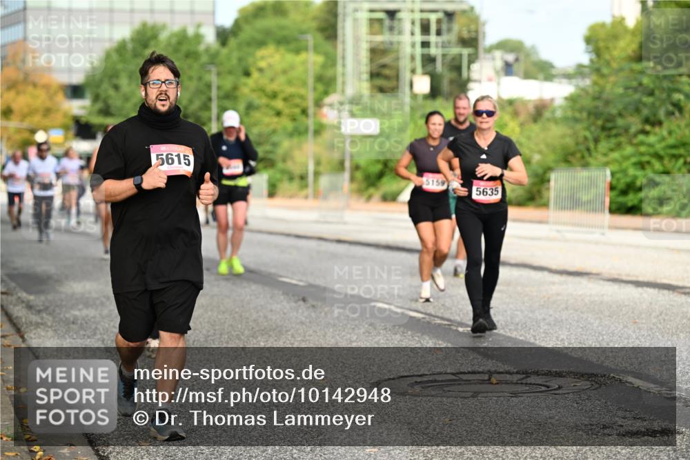 06.09.2026 - CURREX Alsterlauf Dr. Thomas Lammeyer http://msf.ph/oto/10142948 06.09.2026 10:13:00 Laufen 5615, 5159, 5635 meine-sportfotos.de