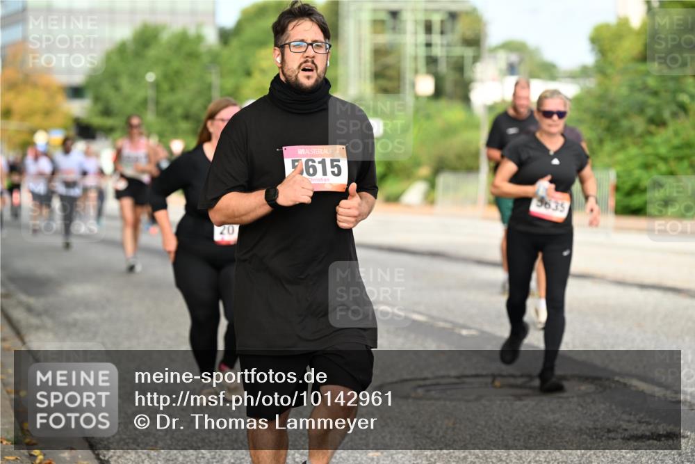 06.09.2026 - CURREX Alsterlauf Dr. Thomas Lammeyer http://msf.ph/oto/10142961 06.09.2026 10:13:01 Laufen 20, 615, 9635 meine-sportfotos.de