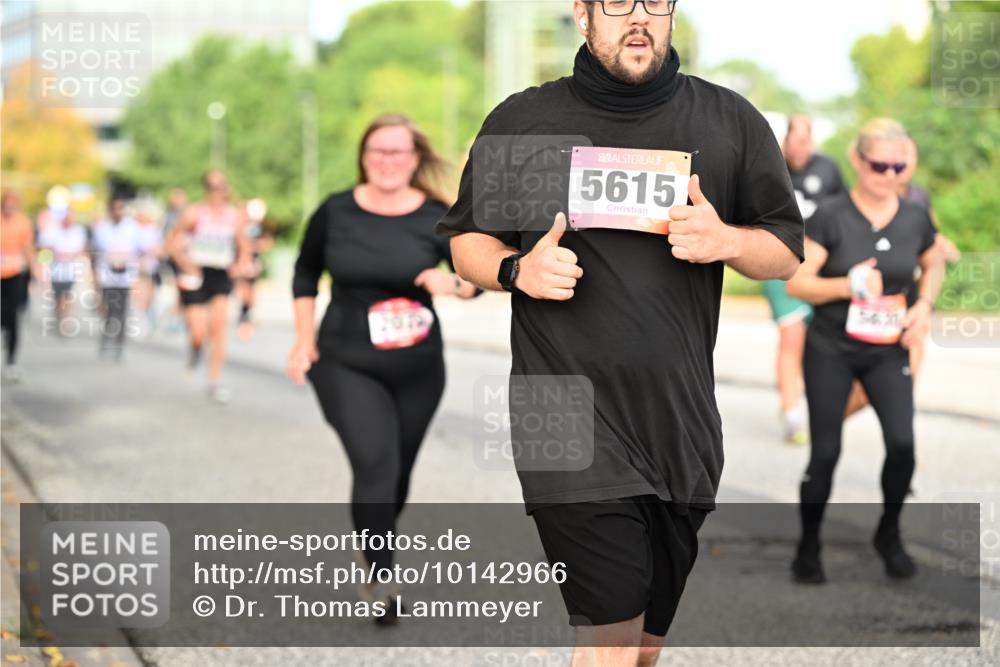 06.09.2026 - CURREX Alsterlauf Dr. Thomas Lammeyer http://msf.ph/oto/10142966 06.09.2026 10:13:02 Laufen 5615 meine-sportfotos.de