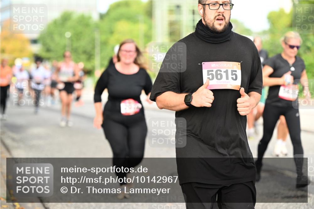 06.09.2026 - CURREX Alsterlauf Dr. Thomas Lammeyer http://msf.ph/oto/10142967 06.09.2026 10:13:02 Laufen 5615, 4, 3 meine-sportfotos.de