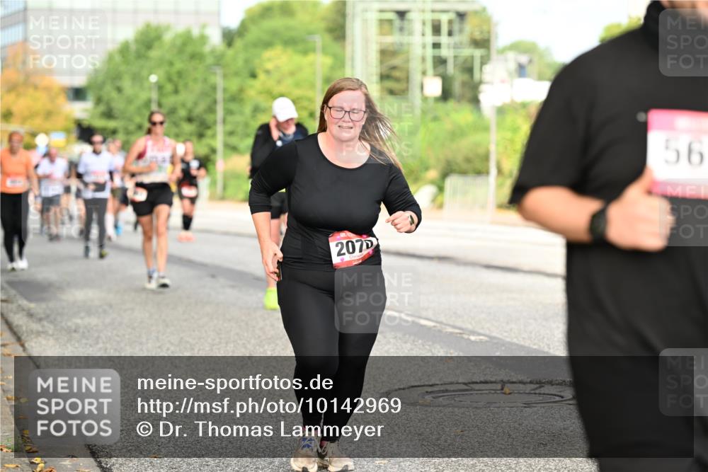 06.09.2026 - CURREX Alsterlauf Dr. Thomas Lammeyer http://msf.ph/oto/10142969 06.09.2026 10:13:02 Laufen 207, 56 meine-sportfotos.de
