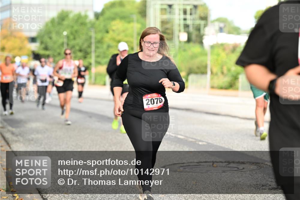 06.09.2026 - CURREX Alsterlauf Dr. Thomas Lammeyer http://msf.ph/oto/10142971 06.09.2026 10:13:03 Laufen 207 meine-sportfotos.de