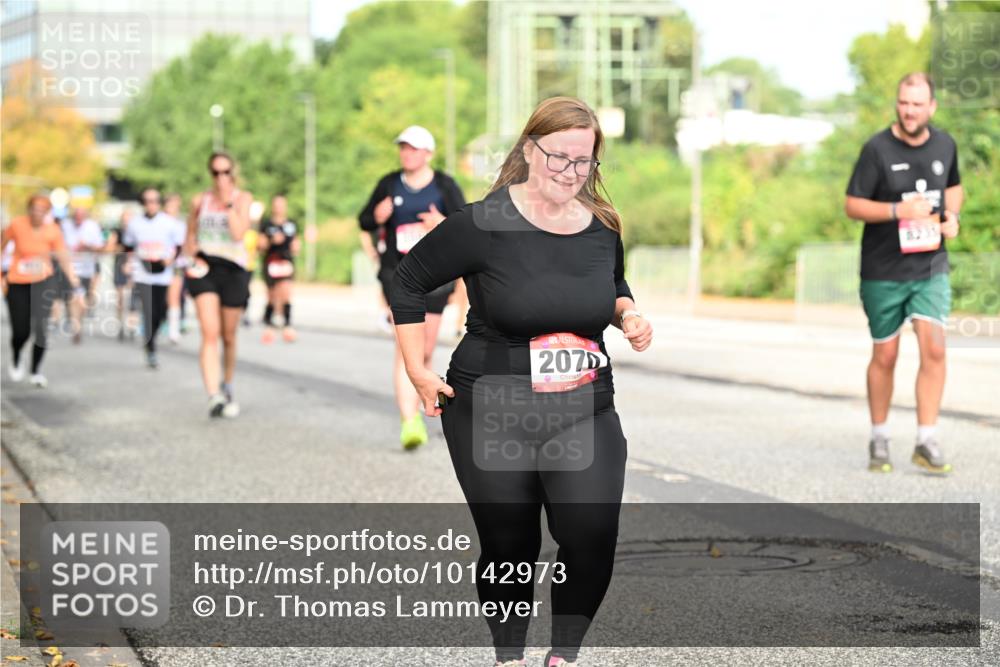 06.09.2026 - CURREX Alsterlauf Dr. Thomas Lammeyer http://msf.ph/oto/10142973 06.09.2026 10:13:03 Laufen 207 meine-sportfotos.de