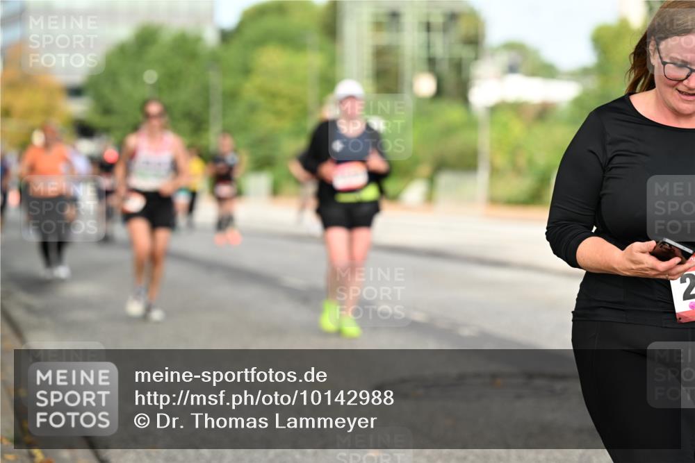 06.09.2026 - CURREX Alsterlauf Dr. Thomas Lammeyer http://msf.ph/oto/10142988 06.09.2026 10:13:04 Laufen 2 meine-sportfotos.de