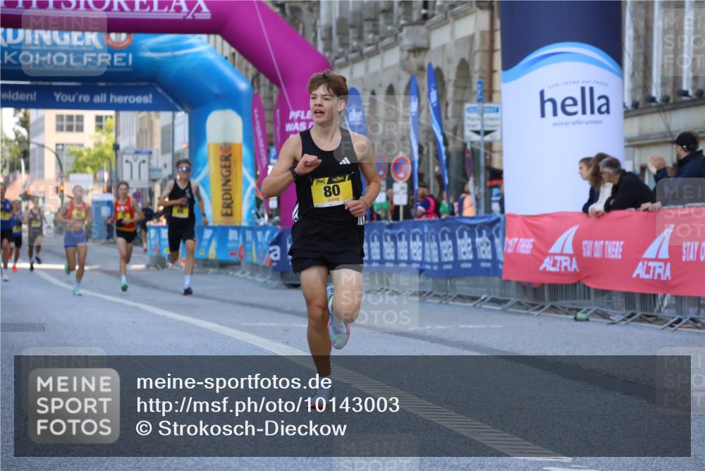 06.09.2026 - CURREX Alsterlauf Strokosch-Dieckow http://msf.ph/oto/10143003 06.09.2026 11:16:07 Ziel 80 meine-sportfotos.de