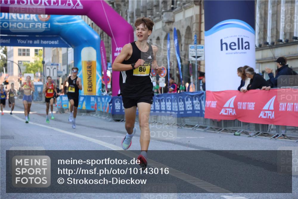 06.09.2026 - CURREX Alsterlauf Strokosch-Dieckow http://msf.ph/oto/10143016 06.09.2026 11:16:07 Ziel 80 meine-sportfotos.de