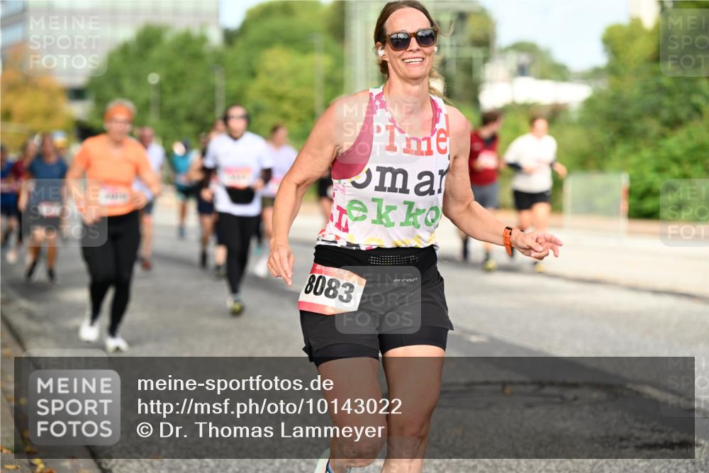 06.09.2026 - CURREX Alsterlauf Dr. Thomas Lammeyer http://msf.ph/oto/10143022 06.09.2026 10:13:08 Laufen 8083 meine-sportfotos.de