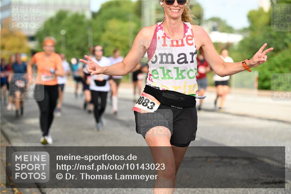 06.09.2026 - CURREX Alsterlauf Dr. Thomas Lammeyer http://msf.ph/oto/10143023 06.09.2026 10:13:08 Laufen 083 meine-sportfotos.de