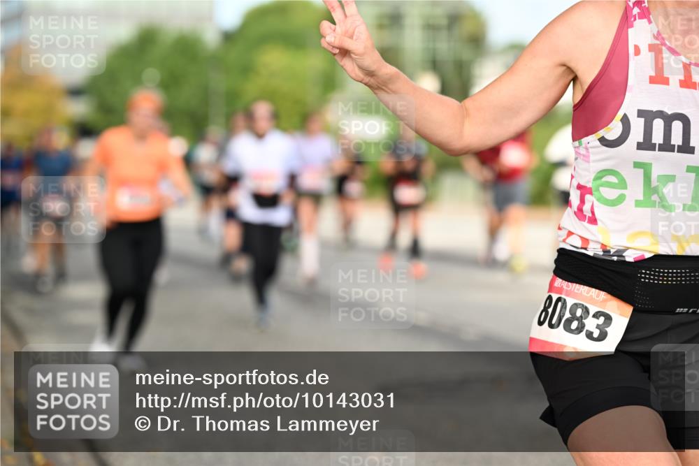 06.09.2026 - CURREX Alsterlauf Dr. Thomas Lammeyer http://msf.ph/oto/10143031 06.09.2026 10:13:09 Laufen 8083 meine-sportfotos.de