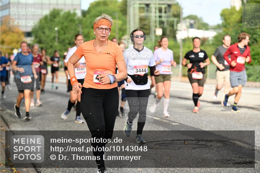 06.09.2026 - CURREX Alsterlauf Dr. Thomas Lammeyer http://msf.ph/oto/10143048 06.09.2026 10:13:10 Laufen 4542, 3444 meine-sportfotos.de