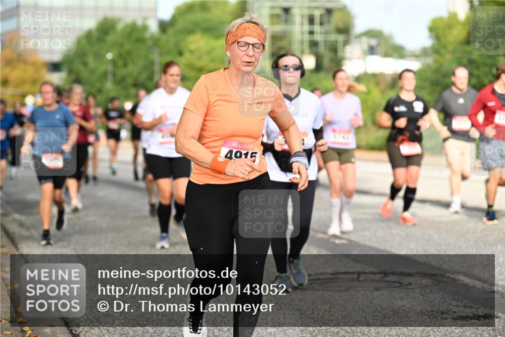 06.09.2026 - CURREX Alsterlauf Dr. Thomas Lammeyer http://msf.ph/oto/10143052 06.09.2026 10:13:11 Laufen 4015 meine-sportfotos.de