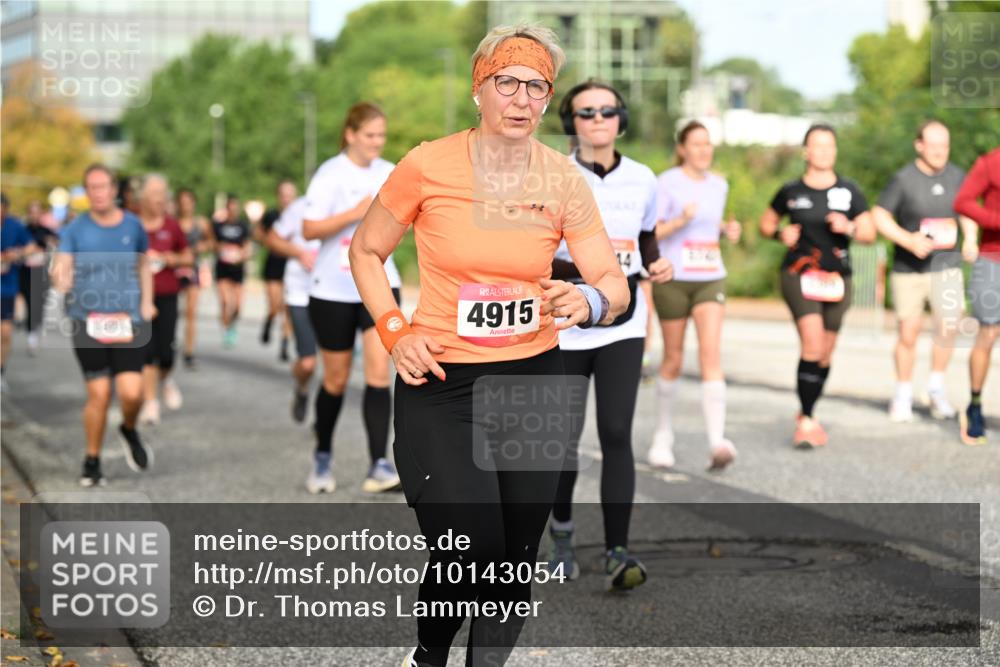 06.09.2026 - CURREX Alsterlauf Dr. Thomas Lammeyer http://msf.ph/oto/10143054 06.09.2026 10:13:11 Laufen 4915 meine-sportfotos.de