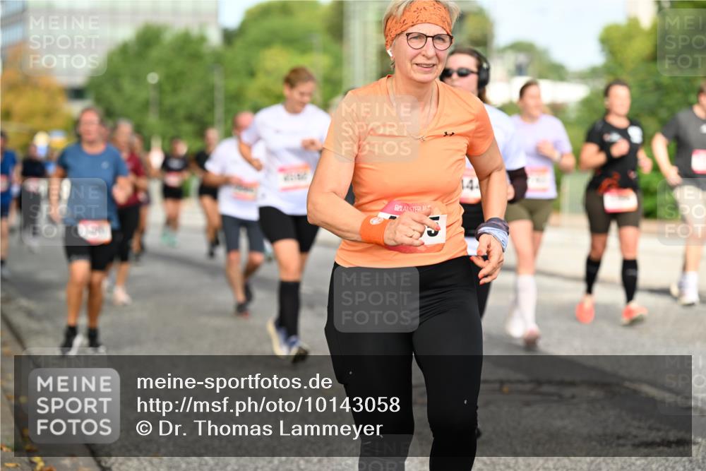 06.09.2026 - CURREX Alsterlauf Dr. Thomas Lammeyer http://msf.ph/oto/10143058 06.09.2026 10:13:11 Laufen  meine-sportfotos.de