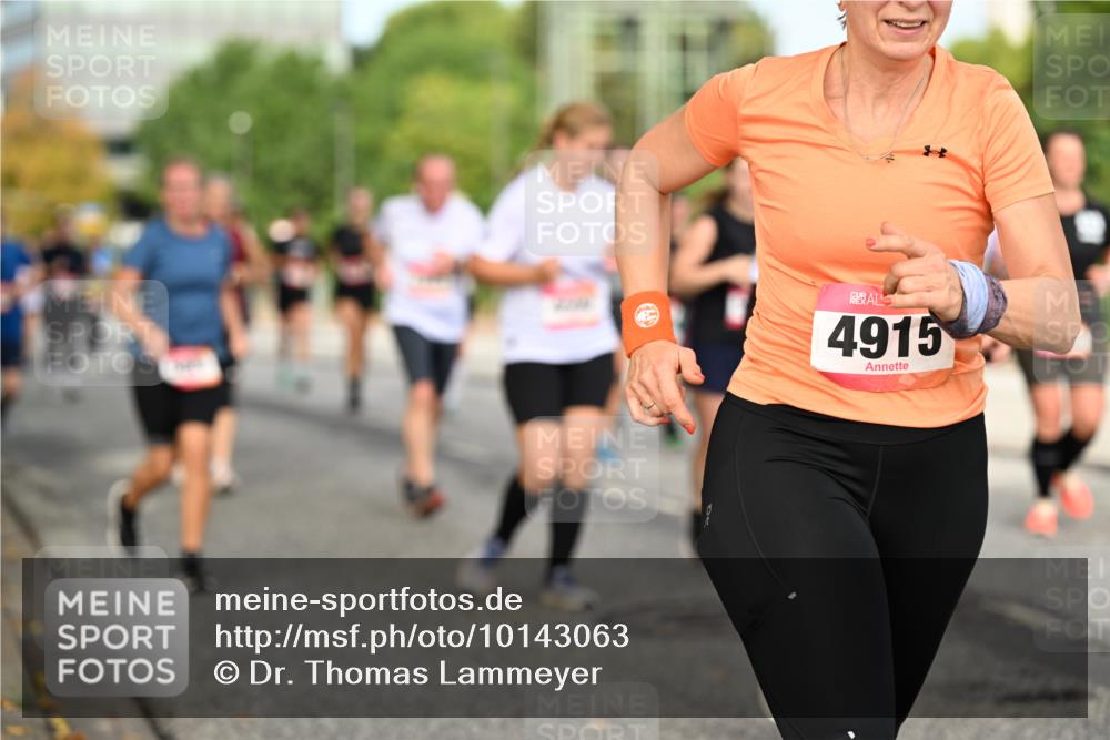 06.09.2026 - CURREX Alsterlauf Dr. Thomas Lammeyer http://msf.ph/oto/10143063 06.09.2026 10:13:12 Laufen 4915 meine-sportfotos.de