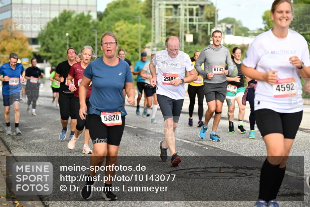 06.09.2026 - CURREX Alsterlauf Dr. Thomas Lammeyer http://msf.ph/oto/10143077 06.09.2026 10:13:13 Laufen 3948, 5820, 298, 680, 6142, 4759, 4592 meine-sportfotos.de