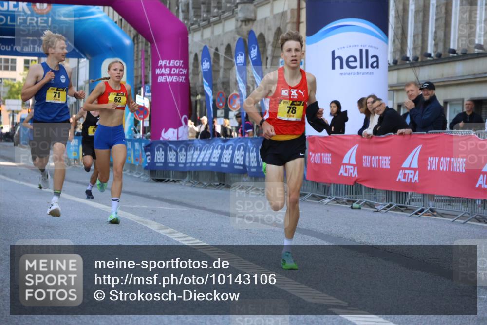 06.09.2026 - CURREX Alsterlauf Strokosch-Dieckow http://msf.ph/oto/10143106 06.09.2026 11:16:14 Ziel 62, 63, 71, 78, 80, 86 meine-sportfotos.de