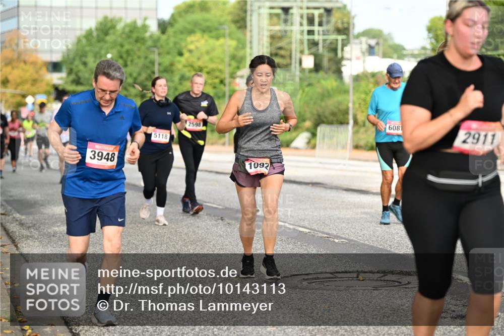 06.09.2026 - CURREX Alsterlauf Dr. Thomas Lammeyer http://msf.ph/oto/10143113 06.09.2026 10:13:18 Laufen 3948, 400, 5118, 2598, 1092, 6081, 2911 meine-sportfotos.de