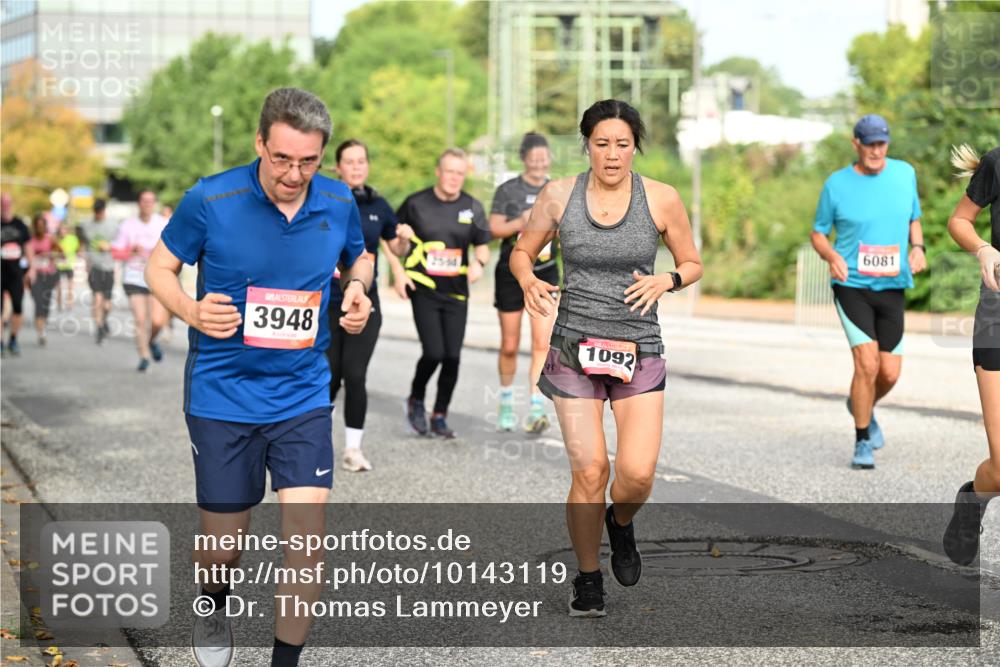 06.09.2026 - CURREX Alsterlauf Dr. Thomas Lammeyer http://msf.ph/oto/10143119 06.09.2026 10:13:18 Laufen 3948, 1092, 6081 meine-sportfotos.de