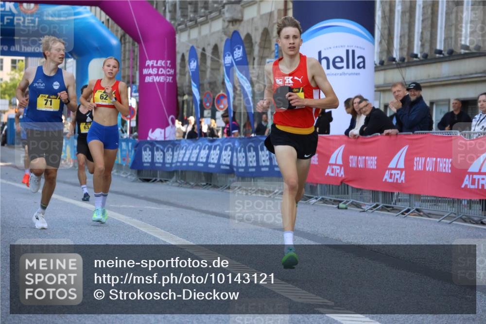 06.09.2026 - CURREX Alsterlauf Strokosch-Dieckow http://msf.ph/oto/10143121 06.09.2026 11:16:14 Ziel 62, 63, 71, 78, 80, 86 meine-sportfotos.de