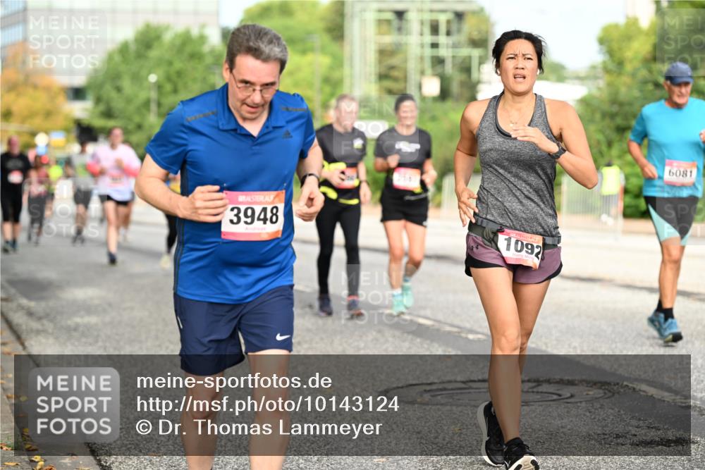 06.09.2026 - CURREX Alsterlauf Dr. Thomas Lammeyer http://msf.ph/oto/10143124 06.09.2026 10:13:19 Laufen 3948, 1092, 6081 meine-sportfotos.de