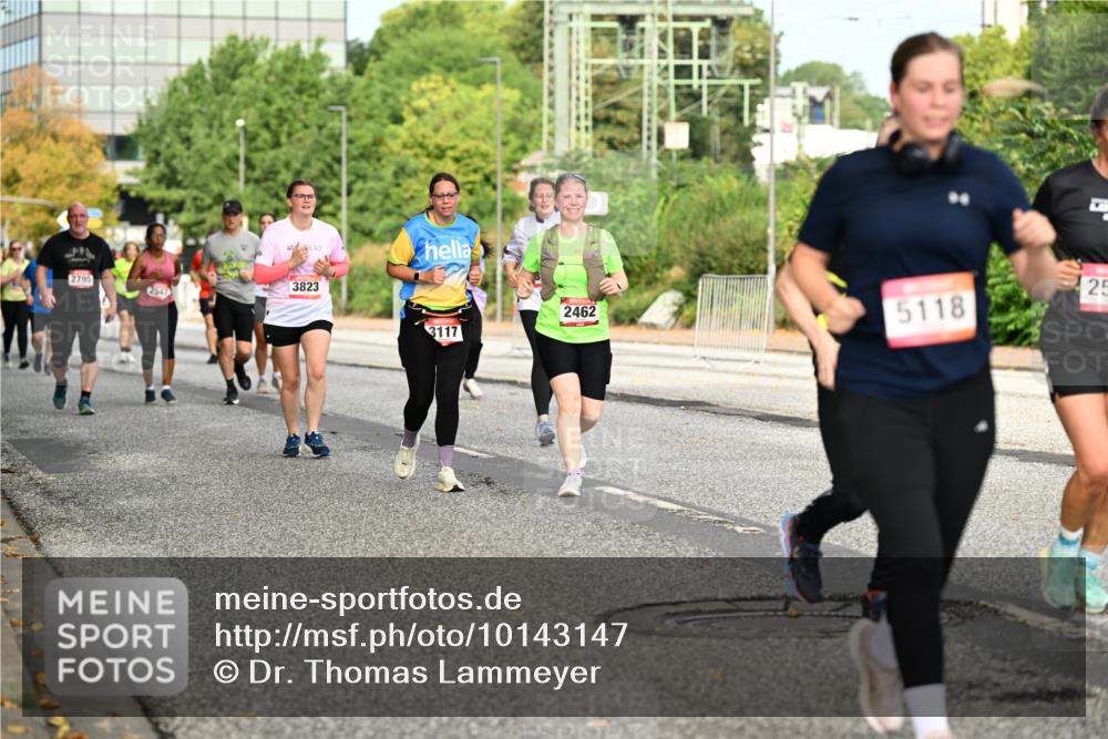 06.09.2026 - CURREX Alsterlauf Dr. Thomas Lammeyer http://msf.ph/oto/10143147 06.09.2026 10:13:21 Laufen 2795, 3823, 3117, 2462, 5118, 25 meine-sportfotos.de