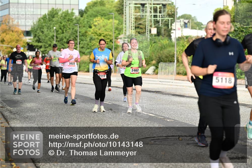 06.09.2026 - CURREX Alsterlauf Dr. Thomas Lammeyer http://msf.ph/oto/10143148 06.09.2026 10:13:22 Laufen 2795, 3823, 3117, 2462, 5118 meine-sportfotos.de