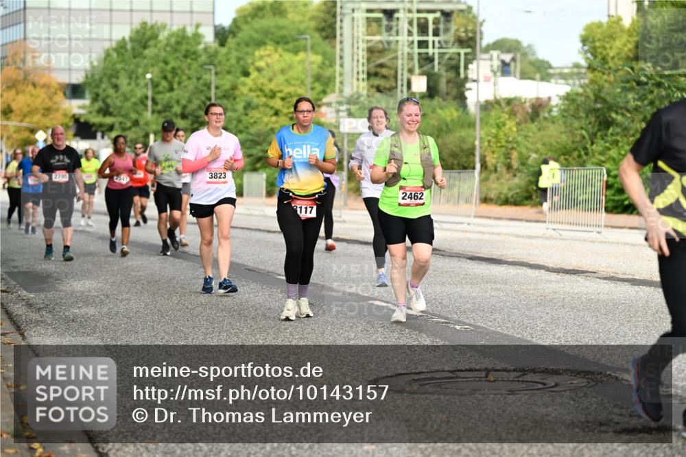06.09.2026 - CURREX Alsterlauf Dr. Thomas Lammeyer http://msf.ph/oto/10143157 06.09.2026 10:13:22 Laufen 2795, 3823, 117, 2462 meine-sportfotos.de