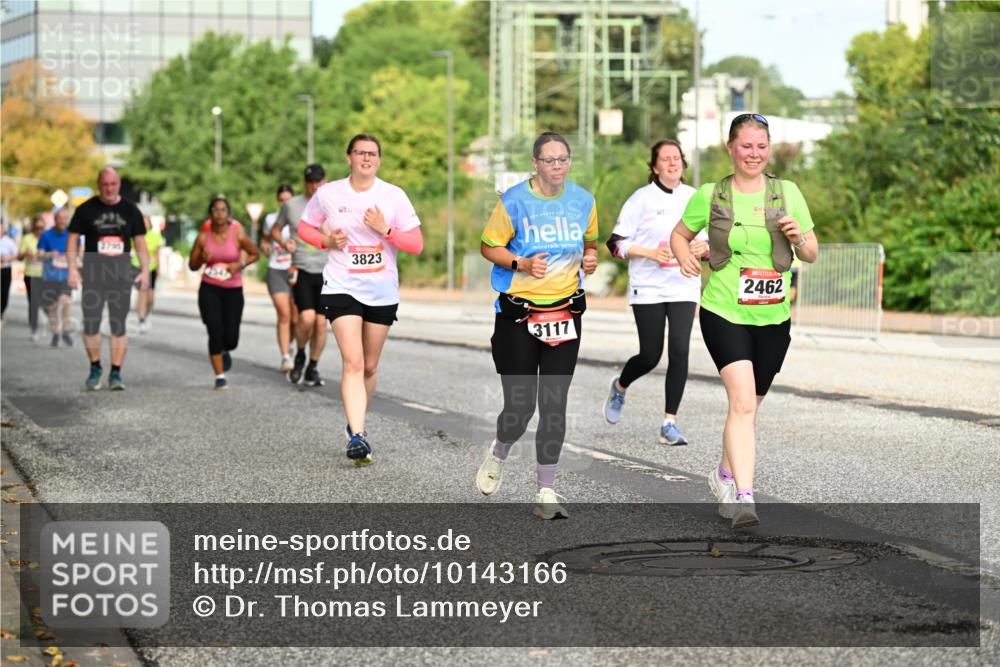 06.09.2026 - CURREX Alsterlauf Dr. Thomas Lammeyer http://msf.ph/oto/10143166 06.09.2026 10:13:23 Laufen 3823, 3117, 2462 meine-sportfotos.de