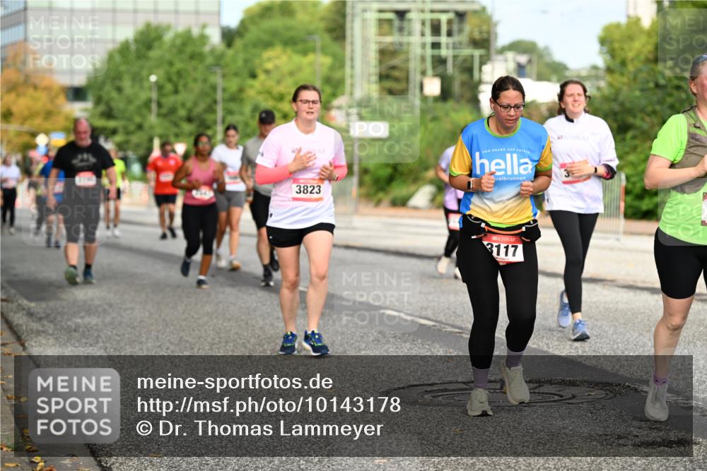06.09.2026 - CURREX Alsterlauf Dr. Thomas Lammeyer http://msf.ph/oto/10143178 06.09.2026 10:13:24 Laufen 3823, 3117 meine-sportfotos.de