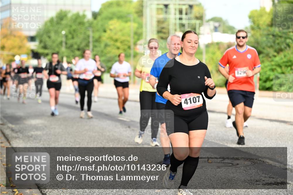 06.09.2026 - CURREX Alsterlauf Dr. Thomas Lammeyer http://msf.ph/oto/10143236 06.09.2026 10:13:35 Laufen 4107, 8290 meine-sportfotos.de