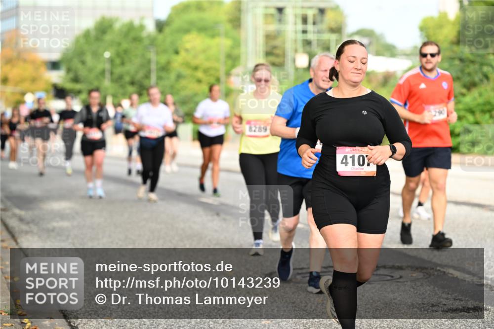 06.09.2026 - CURREX Alsterlauf Dr. Thomas Lammeyer http://msf.ph/oto/10143239 06.09.2026 10:13:36 Laufen 8289, 410 meine-sportfotos.de