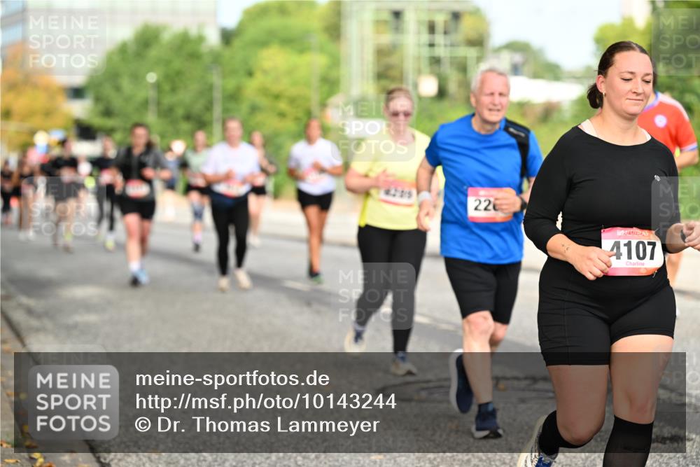 06.09.2026 - CURREX Alsterlauf Dr. Thomas Lammeyer http://msf.ph/oto/10143244 06.09.2026 10:13:36 Laufen 226, 4107 meine-sportfotos.de