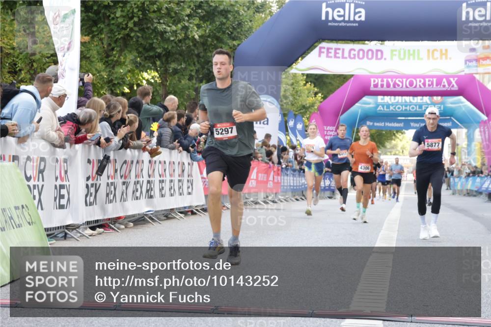 06.09.2026 - CURREX Alsterlauf Yannick Fuchs http://msf.ph/oto/10143252 06.09.2026 09:47:08 Ziel 2210, 2569, 2605, 4306, 5297, 5705, 5877, 6150, 8104, 8125 meine-sportfotos.de