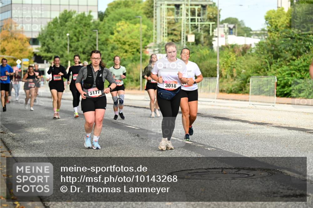 06.09.2026 - CURREX Alsterlauf Dr. Thomas Lammeyer http://msf.ph/oto/10143268 06.09.2026 10:13:39 Laufen 2920, 5177, 026, 3018 meine-sportfotos.de