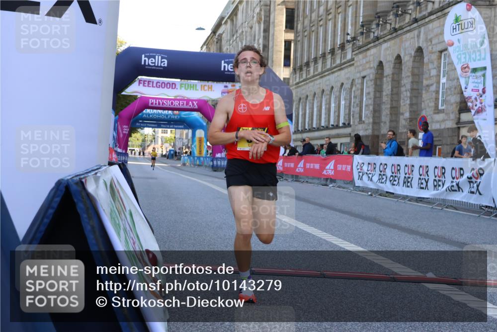 06.09.2026 - CURREX Alsterlauf Strokosch-Dieckow http://msf.ph/oto/10143279 06.09.2026 11:16:39 Ziel 64 meine-sportfotos.de