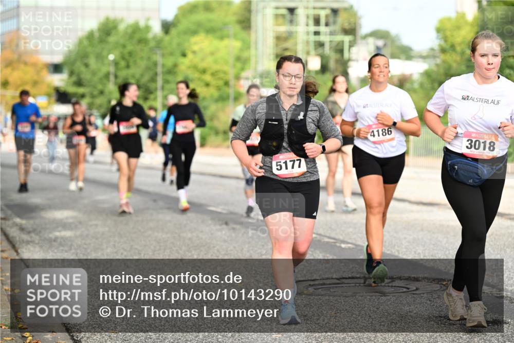 06.09.2026 - CURREX Alsterlauf Dr. Thomas Lammeyer http://msf.ph/oto/10143290 06.09.2026 10:13:41 Laufen 5177, 4186, 3018 meine-sportfotos.de