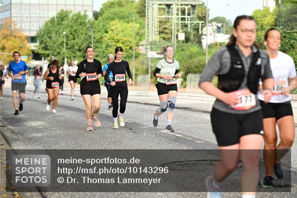 06.09.2026 - CURREX Alsterlauf Dr. Thomas Lammeyer http://msf.ph/oto/10143296 06.09.2026 10:13:42 Laufen 2208, 2920, 2209, 2928, 202, 177, 186 meine-sportfotos.de