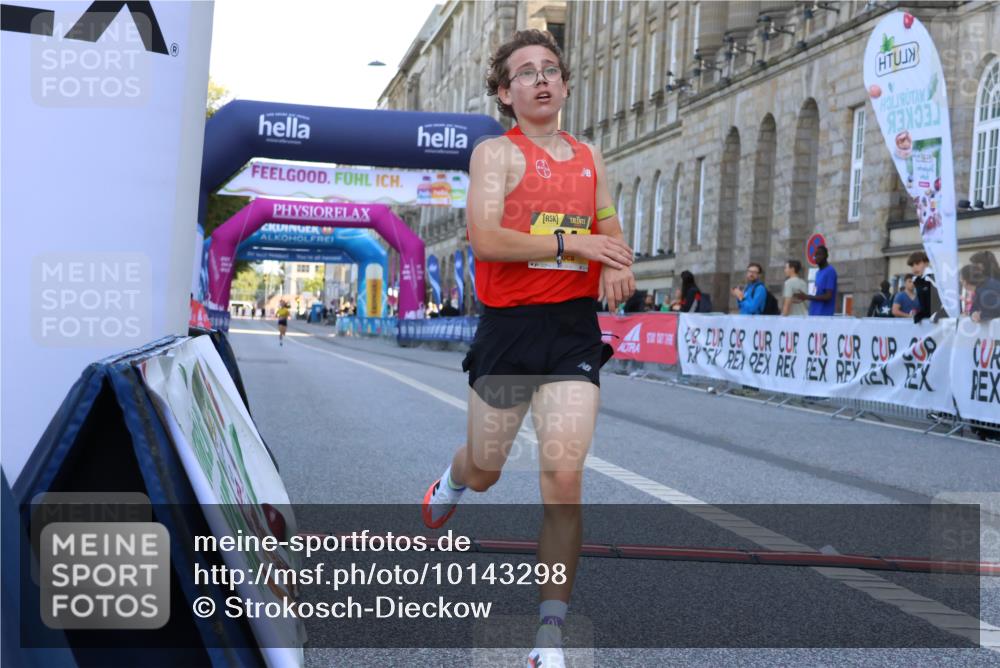 06.09.2026 - CURREX Alsterlauf Strokosch-Dieckow http://msf.ph/oto/10143298 06.09.2026 11:16:39 Ziel 64 meine-sportfotos.de