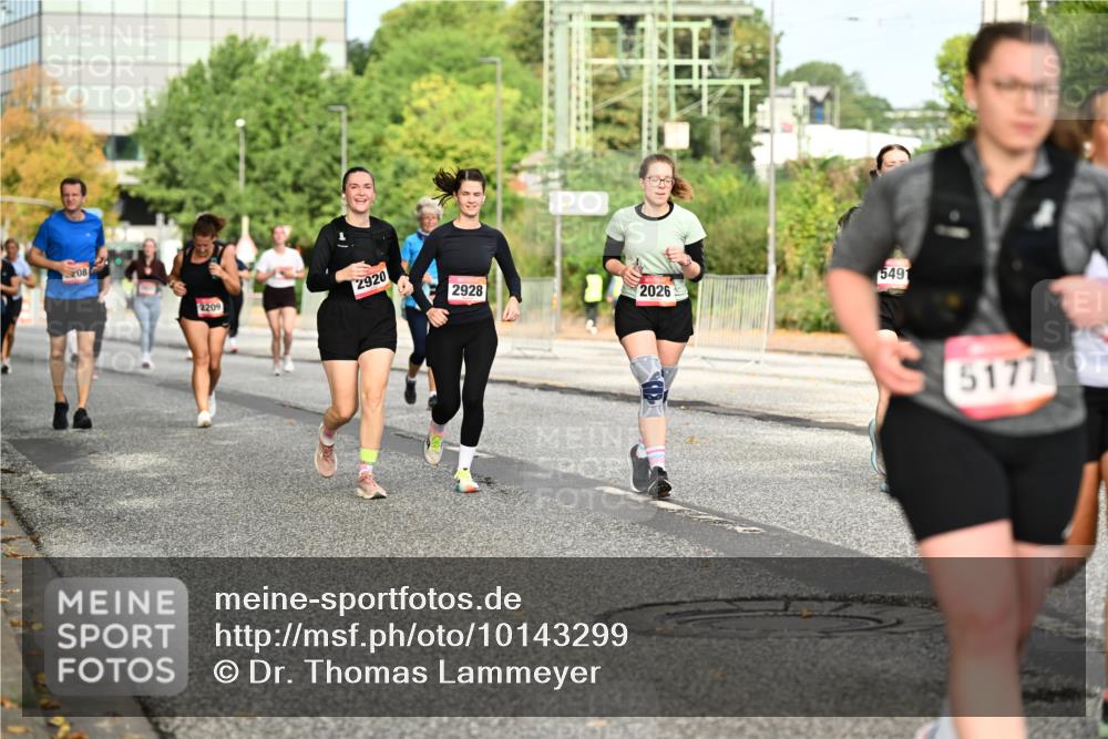 06.09.2026 - CURREX Alsterlauf Dr. Thomas Lammeyer http://msf.ph/oto/10143299 06.09.2026 10:13:42 Laufen 08, 2209, 2920, 2928, 5491, 2026, 5177 meine-sportfotos.de
