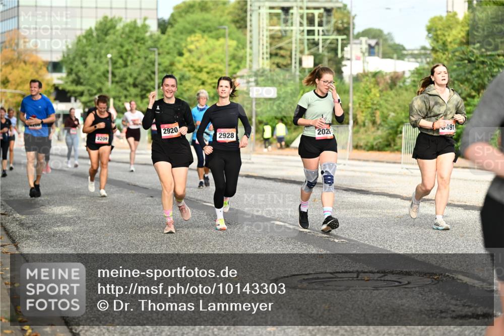06.09.2026 - CURREX Alsterlauf Dr. Thomas Lammeyer http://msf.ph/oto/10143303 06.09.2026 10:13:42 Laufen 2920, 2209, 2928, 2026, 491 meine-sportfotos.de