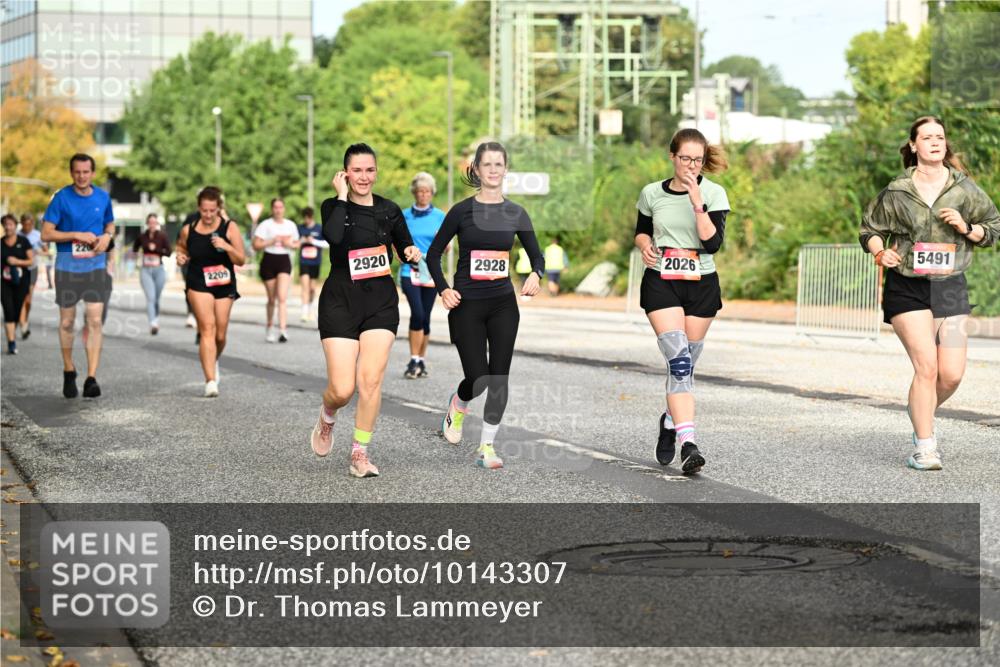 06.09.2026 - CURREX Alsterlauf Dr. Thomas Lammeyer http://msf.ph/oto/10143307 06.09.2026 10:13:43 Laufen 220, 2920, 2209, 2928, 2026, 5491 meine-sportfotos.de