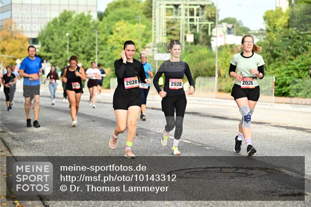 06.09.2026 - CURREX Alsterlauf Dr. Thomas Lammeyer http://msf.ph/oto/10143312 06.09.2026 10:13:44 Laufen 2209, 2920, 2928, 2026 meine-sportfotos.de