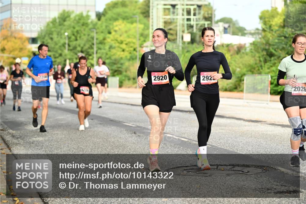 06.09.2026 - CURREX Alsterlauf Dr. Thomas Lammeyer http://msf.ph/oto/10143322 06.09.2026 10:13:45 Laufen 2208, 2209, 2920, 292, 2026 meine-sportfotos.de