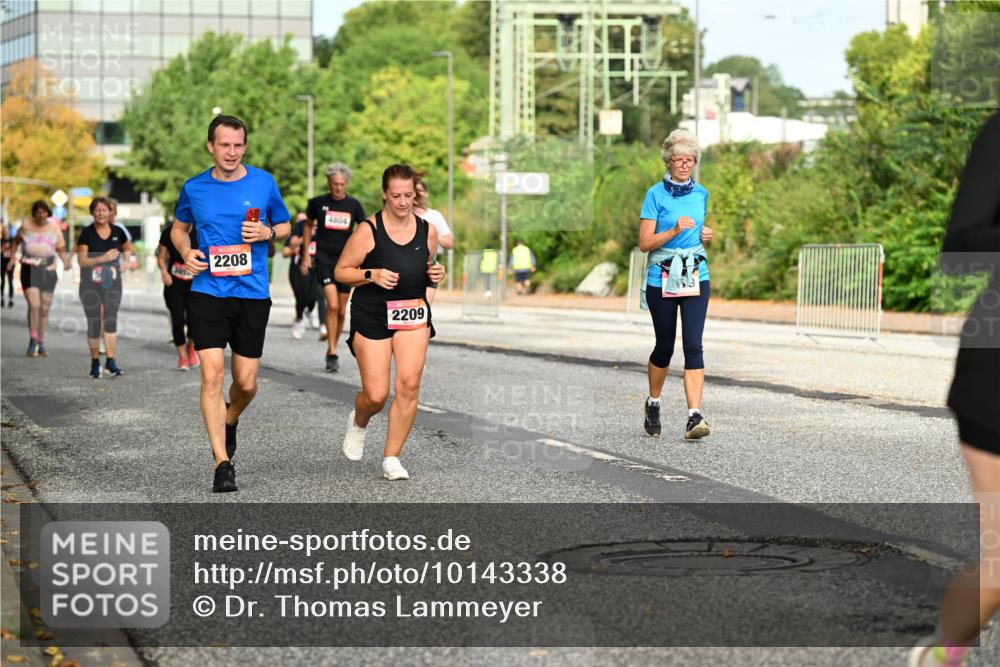 06.09.2026 - CURREX Alsterlauf Dr. Thomas Lammeyer http://msf.ph/oto/10143338 06.09.2026 10:13:47 Laufen 2208, 4804, 2209 meine-sportfotos.de
