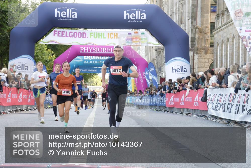 06.09.2026 - CURREX Alsterlauf Yannick Fuchs http://msf.ph/oto/10143367 06.09.2026 09:47:10 Ziel 2210, 2569, 2605, 4306, 5297, 5403, 5417, 5877, 6150, 8104, 8125 meine-sportfotos.de