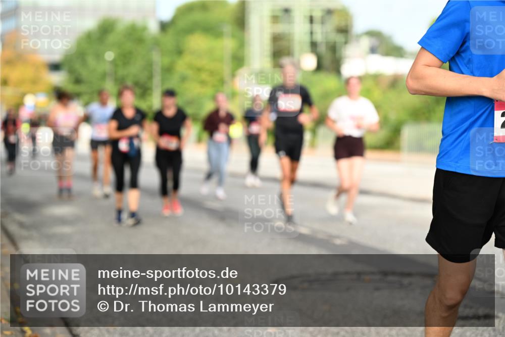 06.09.2026 - CURREX Alsterlauf Dr. Thomas Lammeyer http://msf.ph/oto/10143379 06.09.2026 10:13:51 Laufen  meine-sportfotos.de