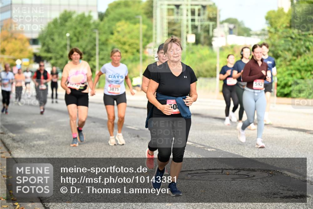 06.09.2026 - CURREX Alsterlauf Dr. Thomas Lammeyer http://msf.ph/oto/10143381 06.09.2026 10:13:54 Laufen 3875, 0, 592 meine-sportfotos.de