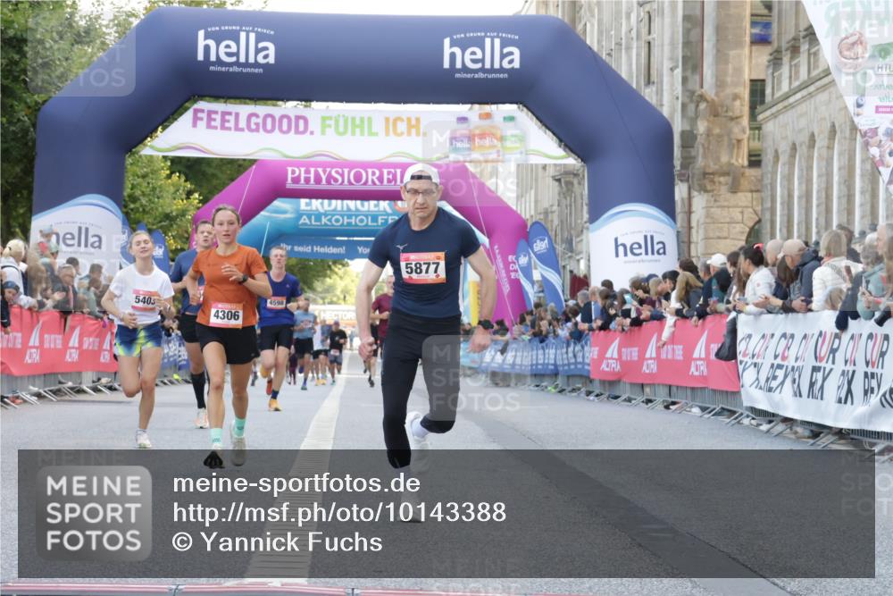 06.09.2026 - CURREX Alsterlauf Yannick Fuchs http://msf.ph/oto/10143388 06.09.2026 09:47:10 Ziel 2210, 2569, 2605, 4306, 5297, 5403, 5417, 5877, 6150, 8104, 8125 meine-sportfotos.de